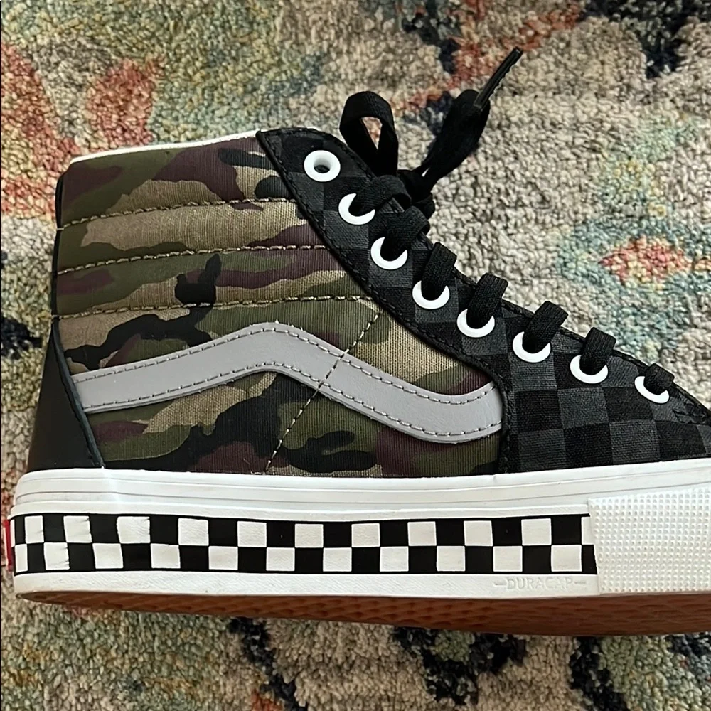 🖤NEW CUSTOM—Vans Sk-8 Camo/Leather Hi-Top Sneakers Checkered Detail—(Size 7)🖤 - Picture 7 of 9